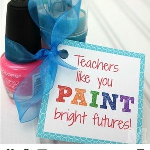 Meet your Posher, Moni